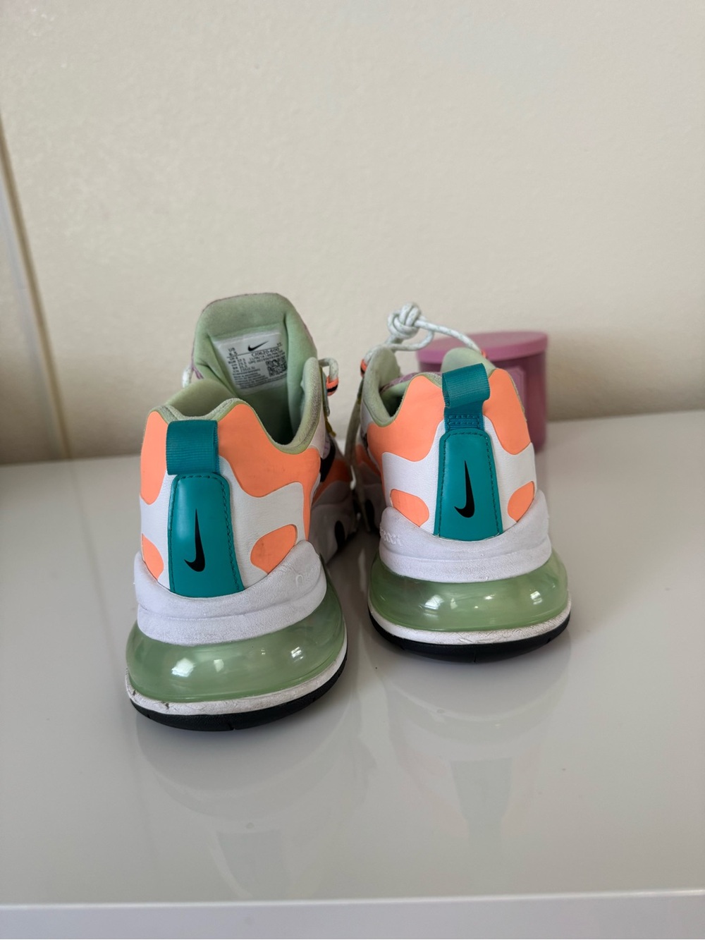 Nike AirMax 270 - Picture 5 of 6